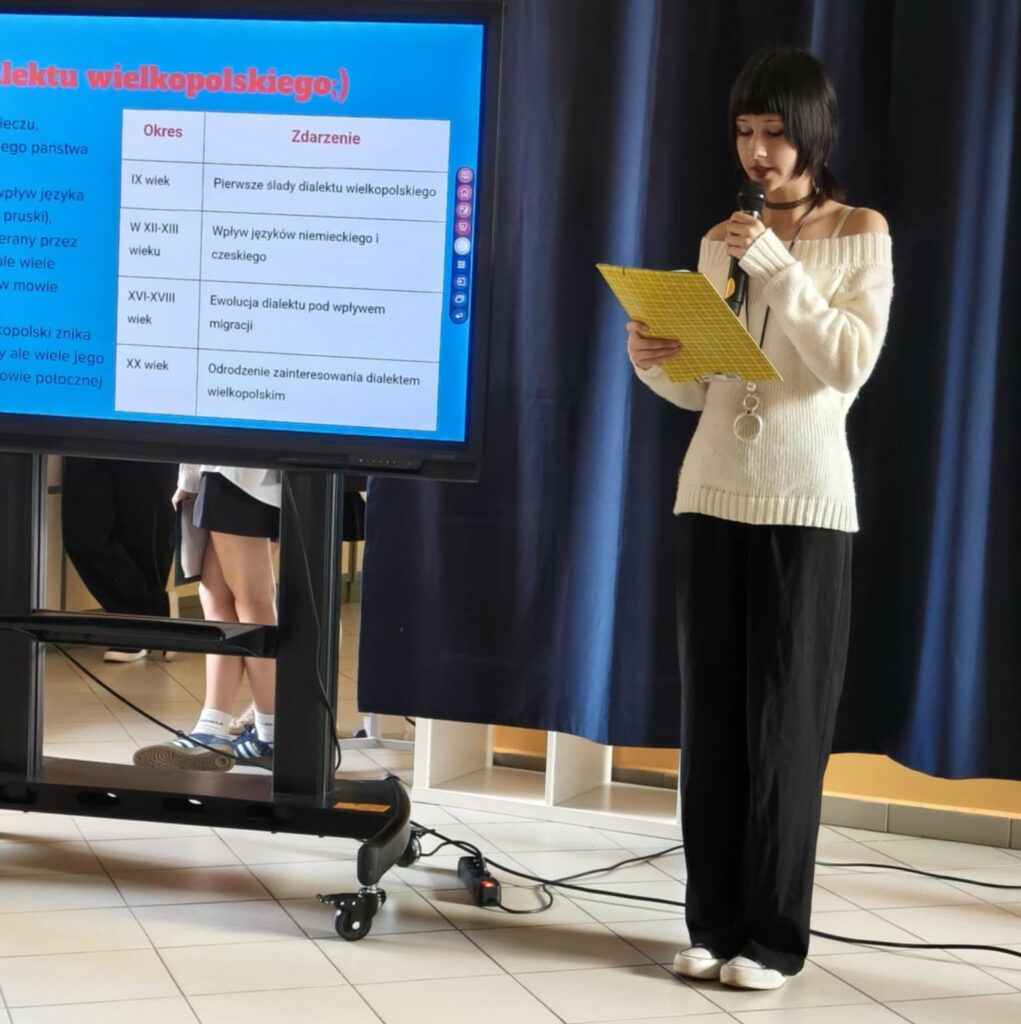 PRZEGLĄD PROJEKTÓW SZKOLNYCH