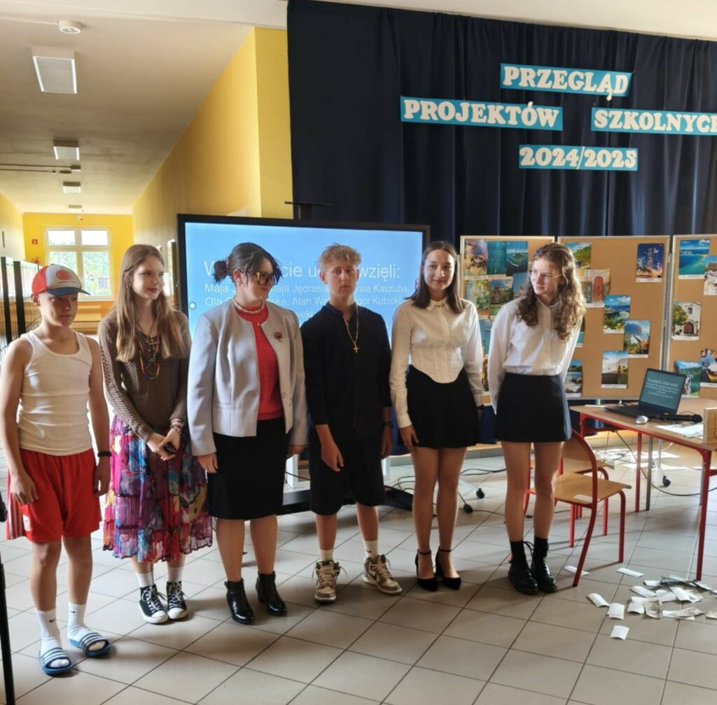 PRZEGLĄD PROJEKTÓW SZKOLNYCH