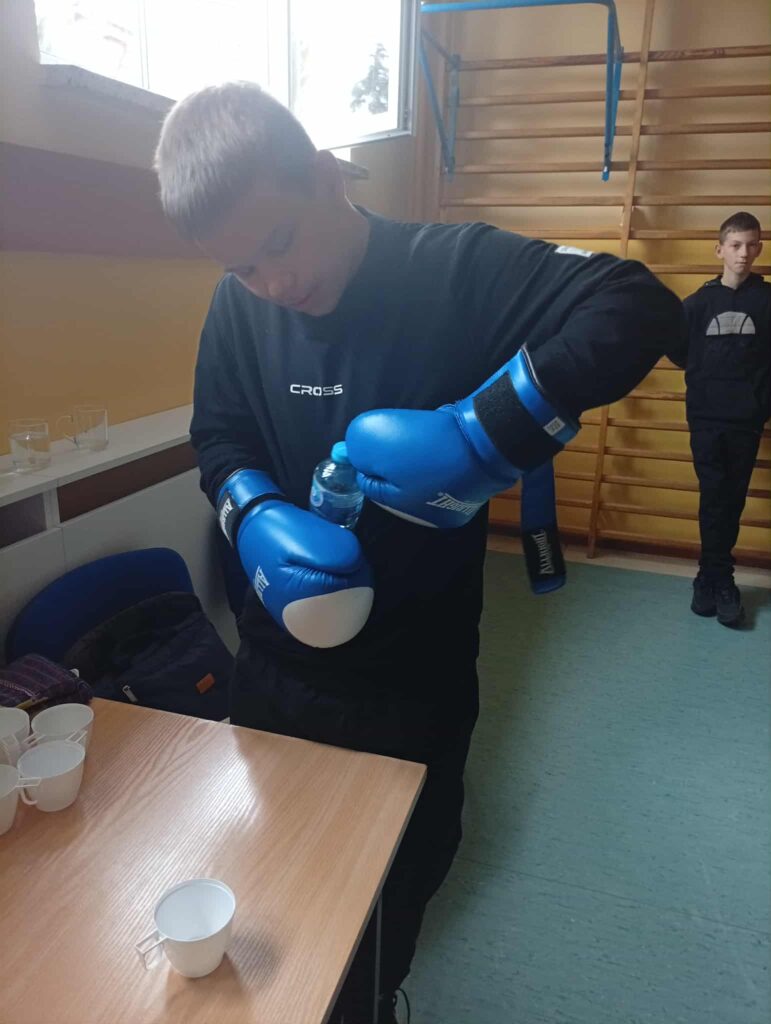 Edukacja zdrowotna z wolontariuszami Fundacji im. Doktora Piotra Janaszka „Podaj Dalej”