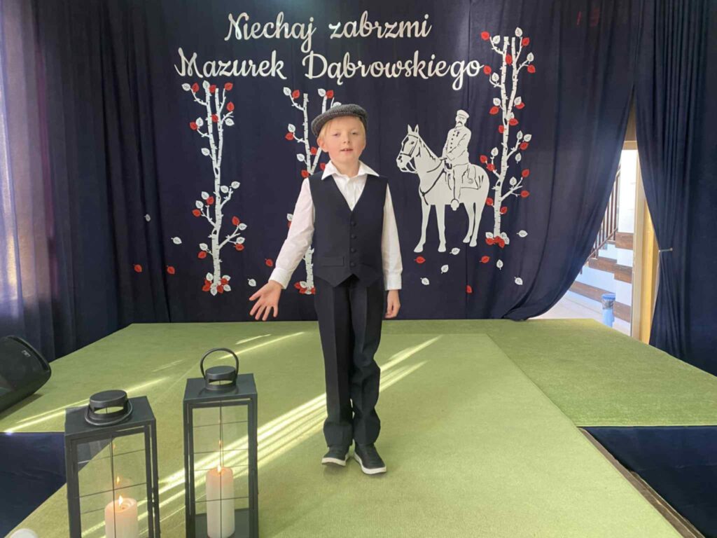 "Niechaj zabrzmi Mazurek Dąbrowskiego”