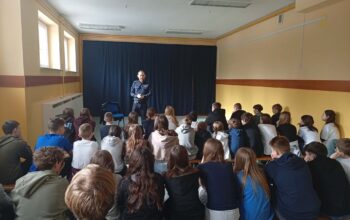 O bezpieczeństwie w sieci i odpowiedzialnych zachowaniach