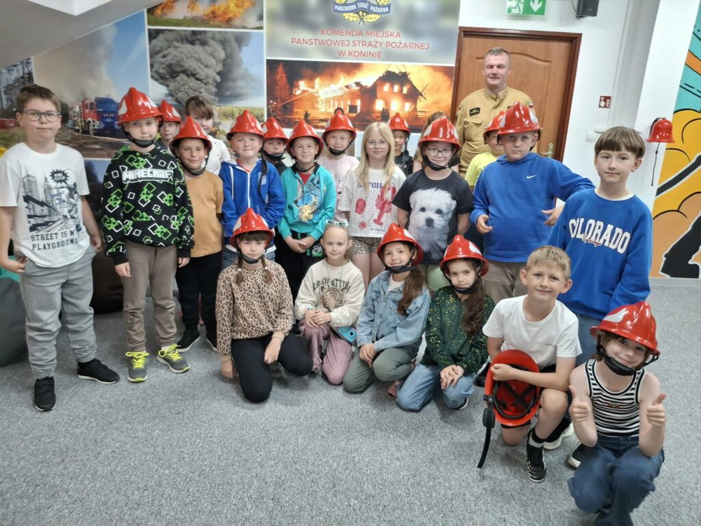 Drugoklasiści u Strażaków
